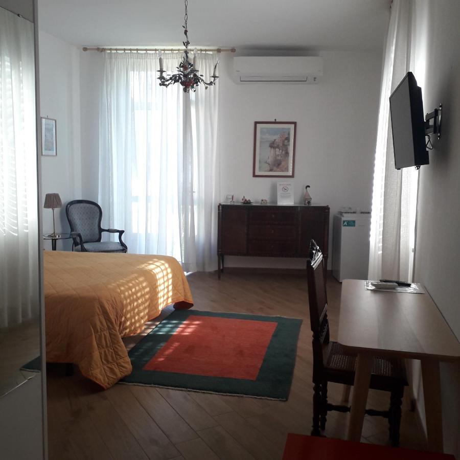 B&B Villa Ocsia San Giorgio a Cremano Eksteriør billede