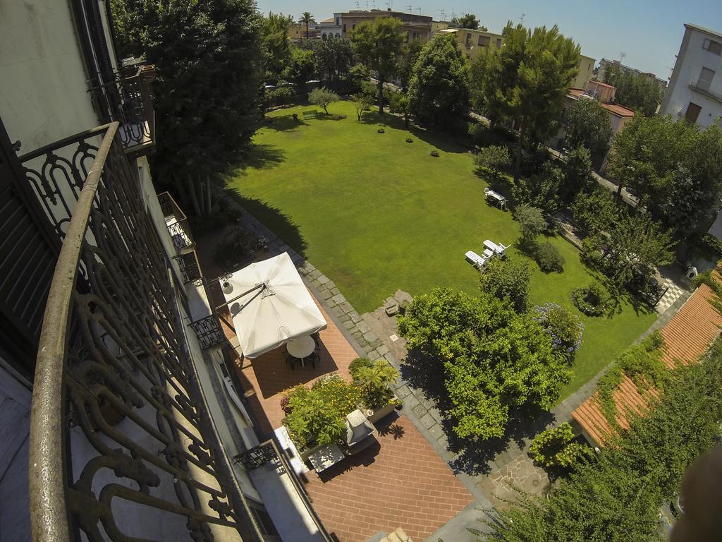 B&B Villa Ocsia San Giorgio a Cremano Eksteriør billede
