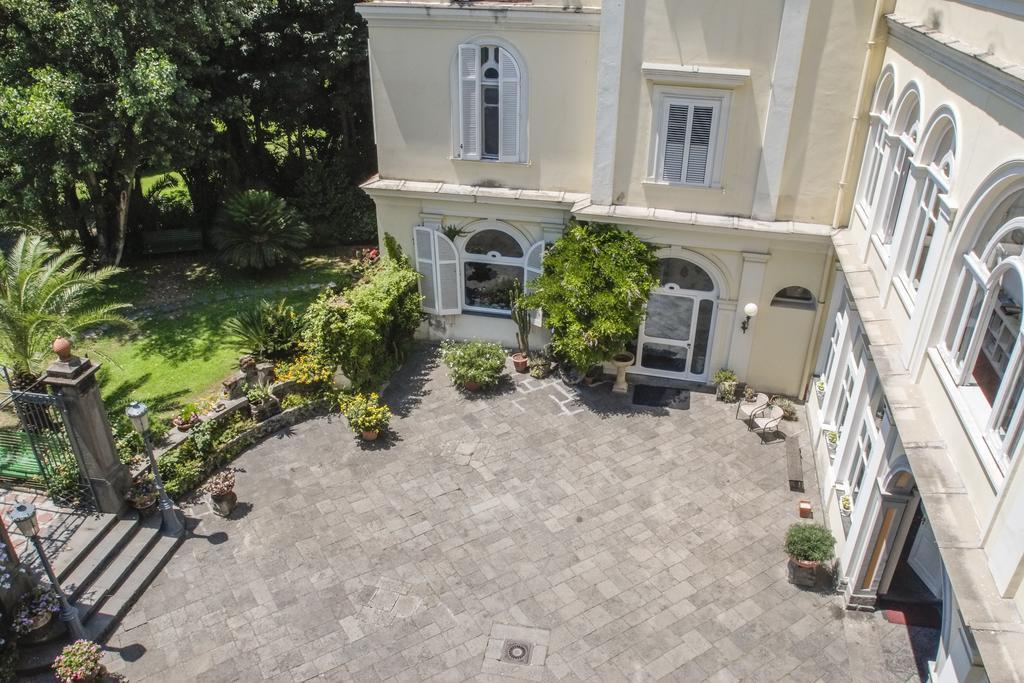 B&B Villa Ocsia San Giorgio a Cremano Eksteriør billede